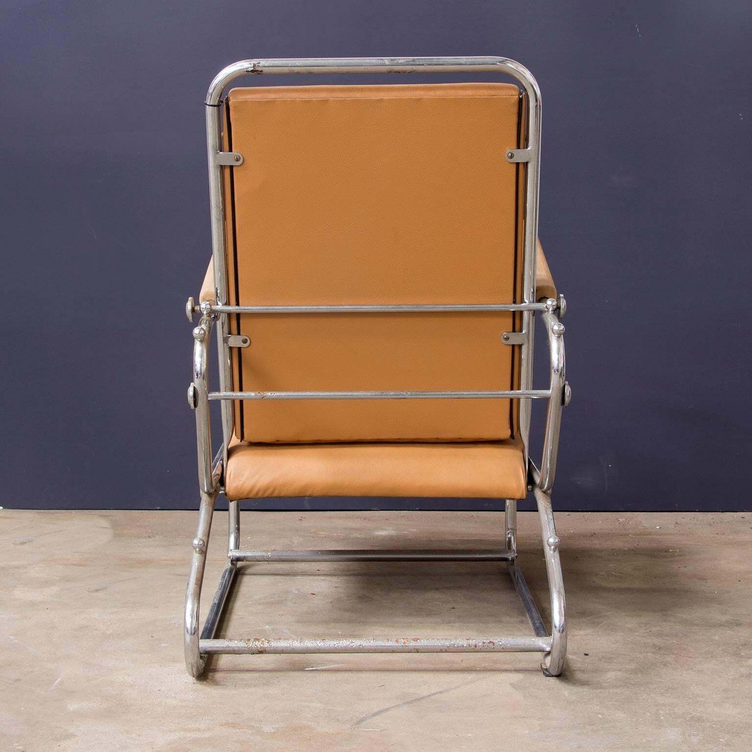 Adjustable Tubular Easy Chair In Original Leather + Wooden Armrests, Circa 1930 photo vinterior