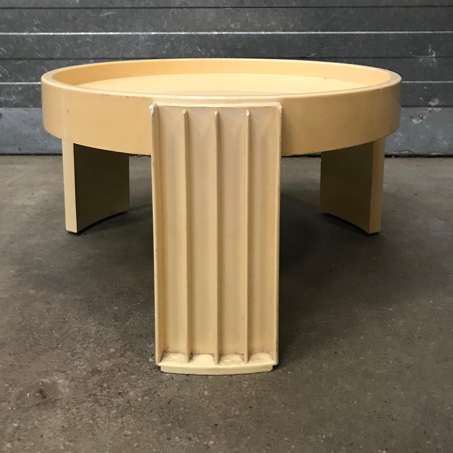 photo vintage 1967, Gianfranco Frattini For Cassina, 4 Pieces Of Marema Stacking Tables
