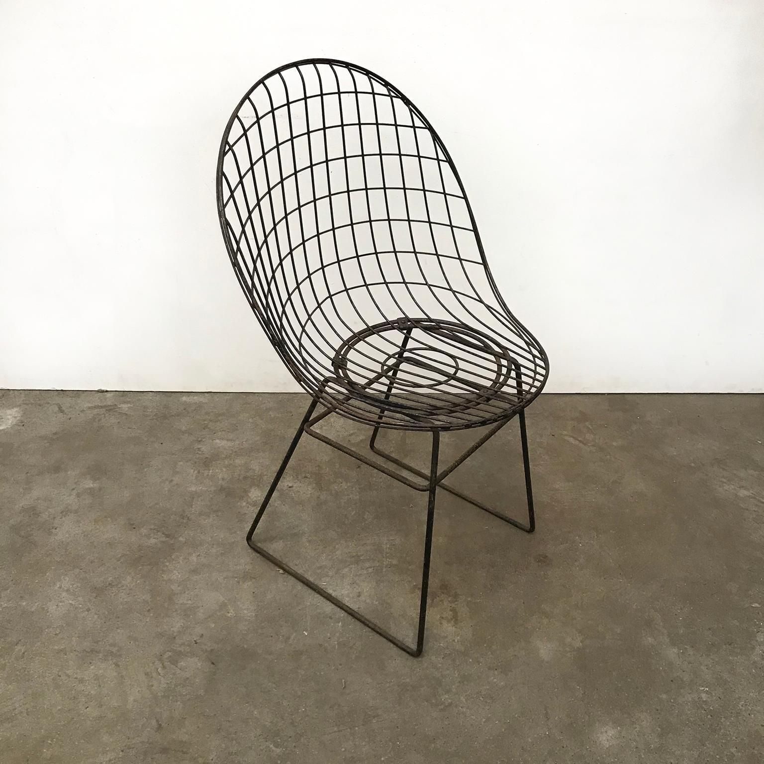 Black Wire Dining Chair With Beautiful Curves And Elegant Silhouet, Circa 1960 photo for sale