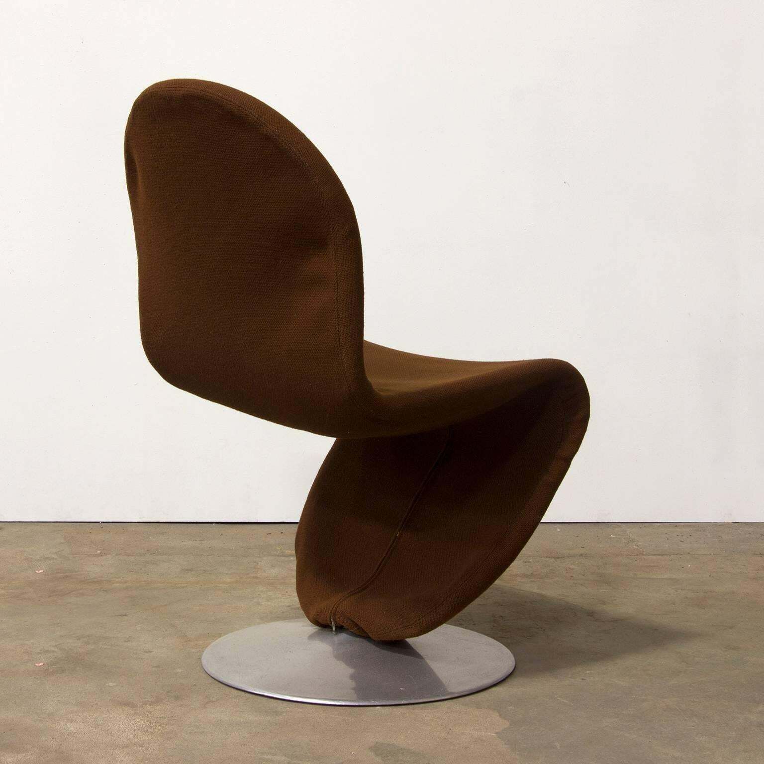 1973 Verner Panton, 1 2 3 Series Dining Chair In Brown Fabric photo Furniture