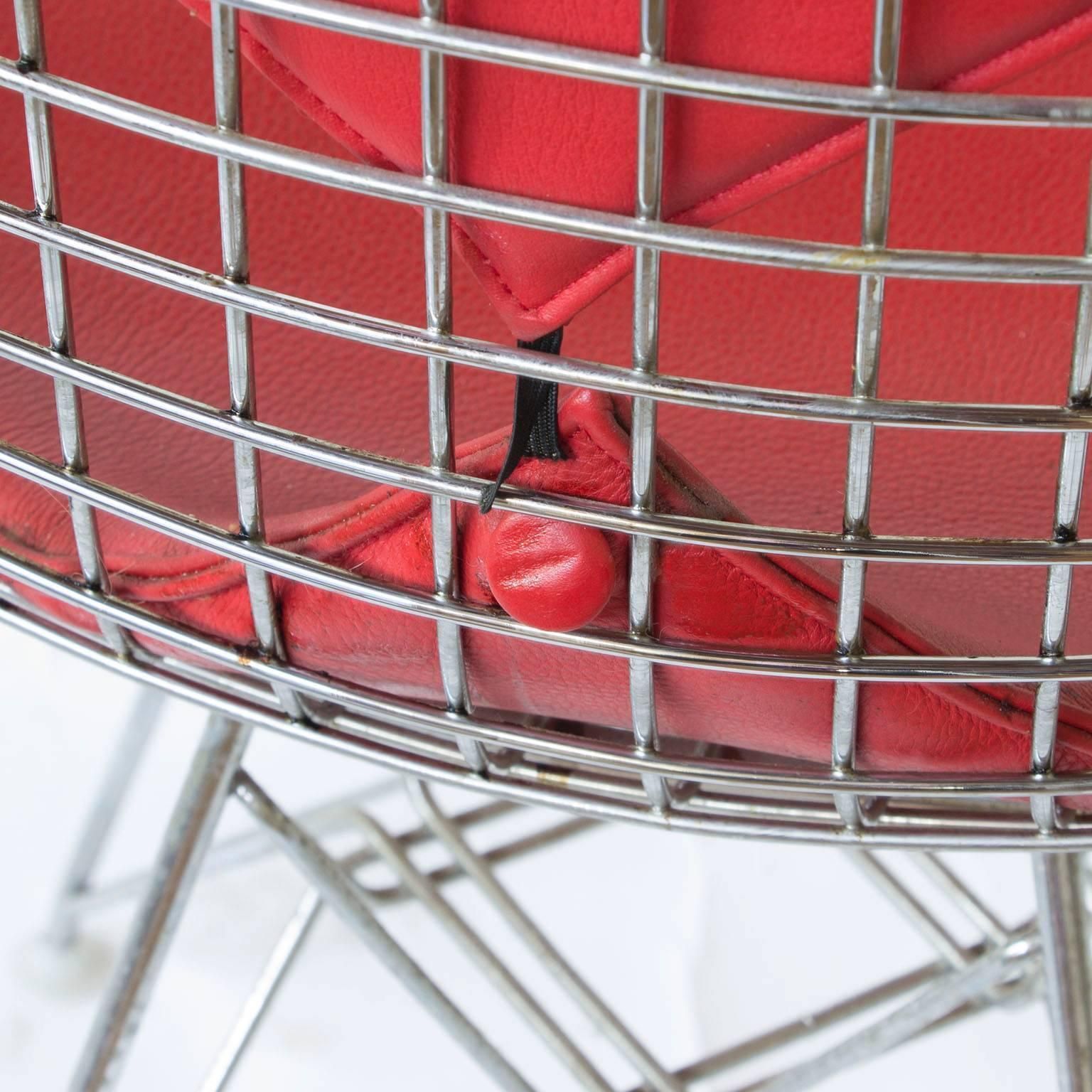 1950, Charles And Ray Eames, Set Of Four Dkr Chairs Red Leather Bikinis photo vintage