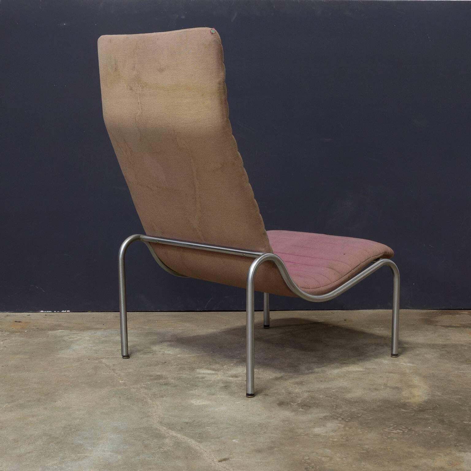 1968, Kho Liang Ie For Stabin Holland, Rare Pink Fabric 704 High Lounge Chair photo for sale