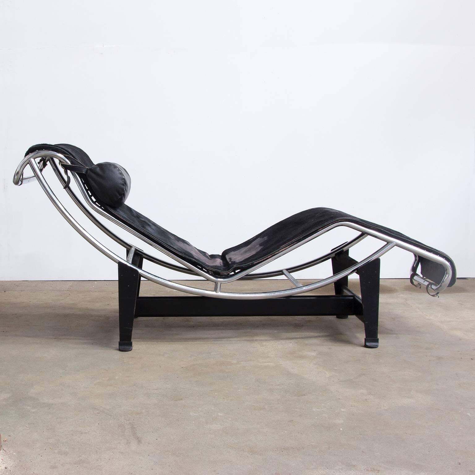 1928, Le Corbusier, Early Lc 4 By Cassina In Chrome With Black Pony Skin photo furniture