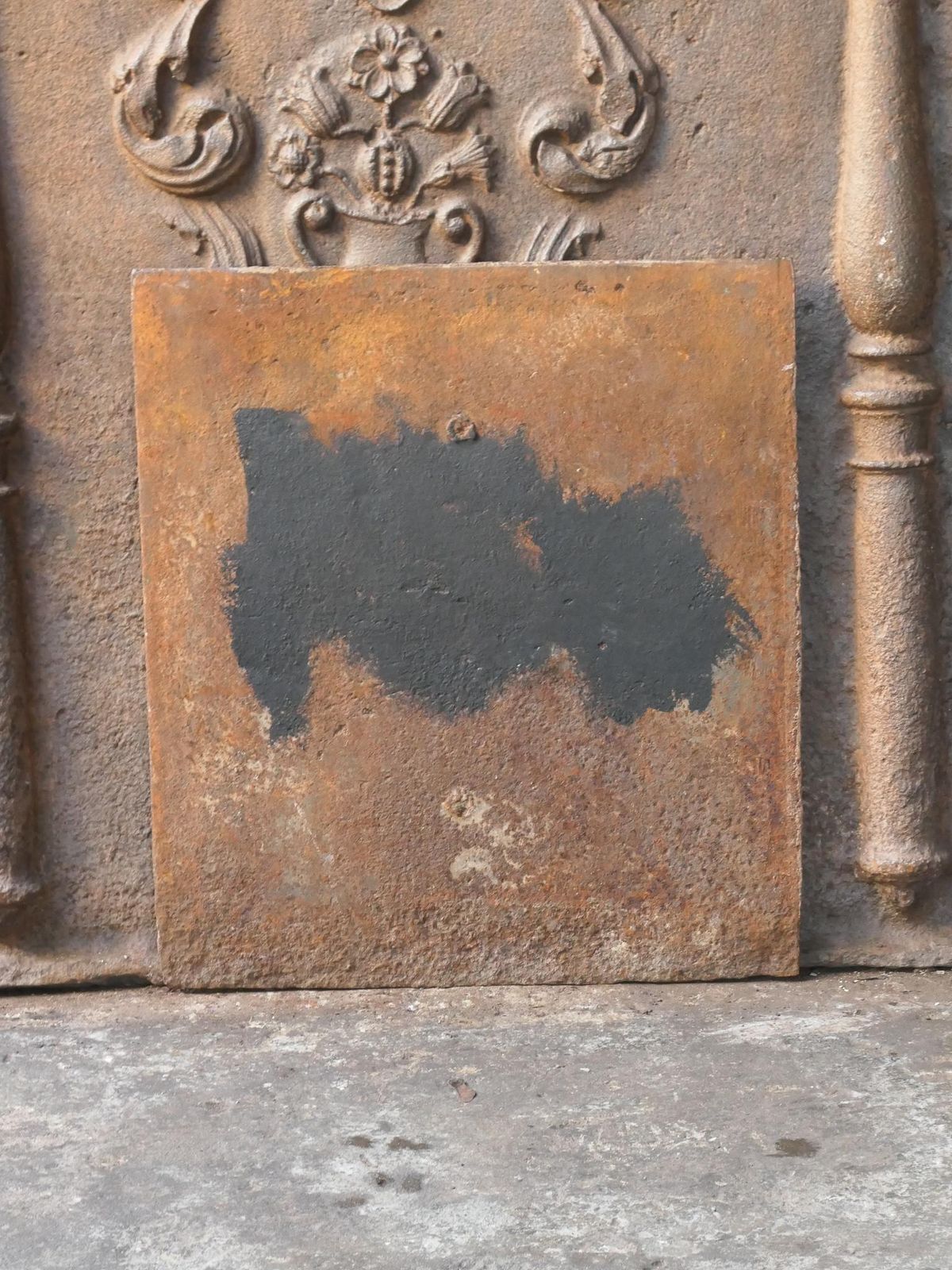 photo furniture Antique French Napoleon III 'Man' Fireback / Backsplash