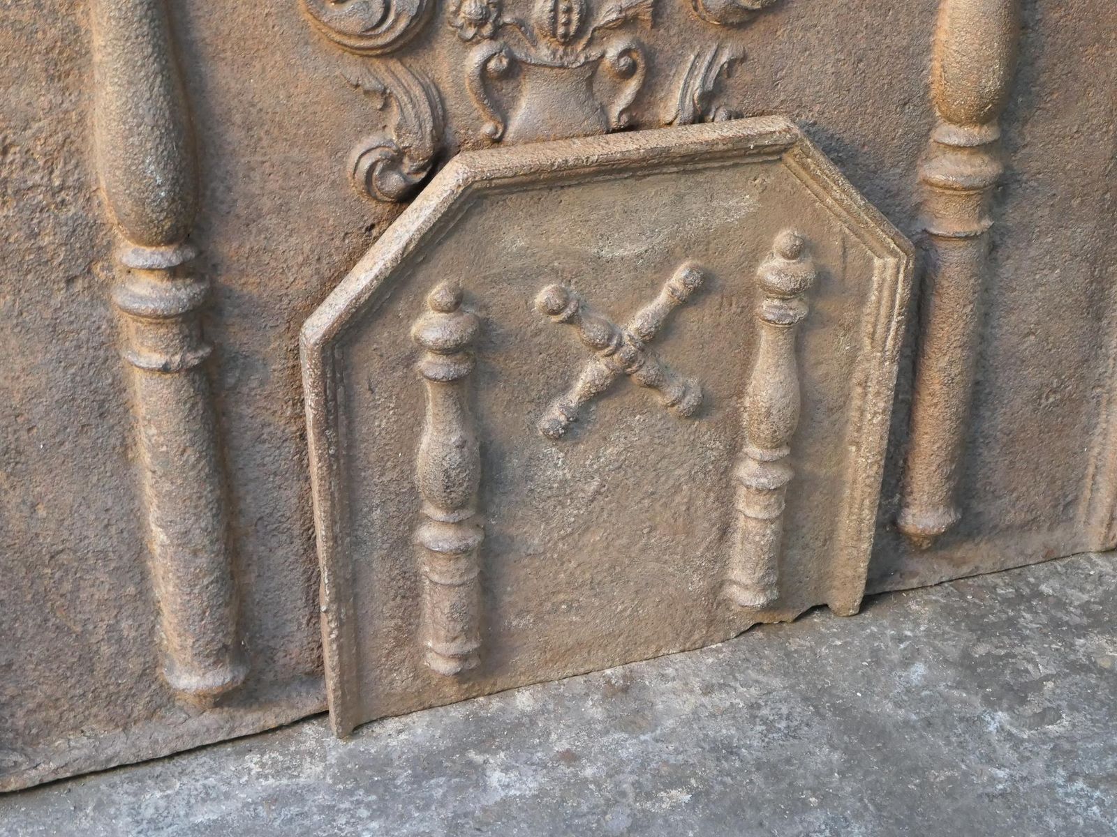 French Louis XIV 'Pillars With Saint Andrew's Cross' Fireback / Backsplash photo for sale