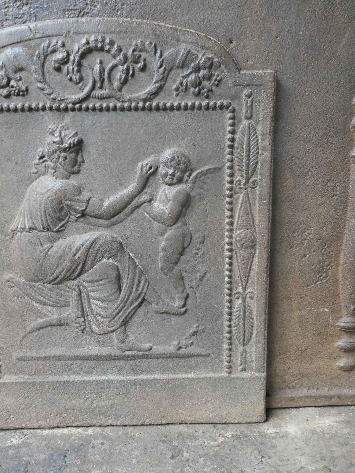 photo furniture Small French Neoclassical Period 'Woman With Cupid' Fireback / Backsplash