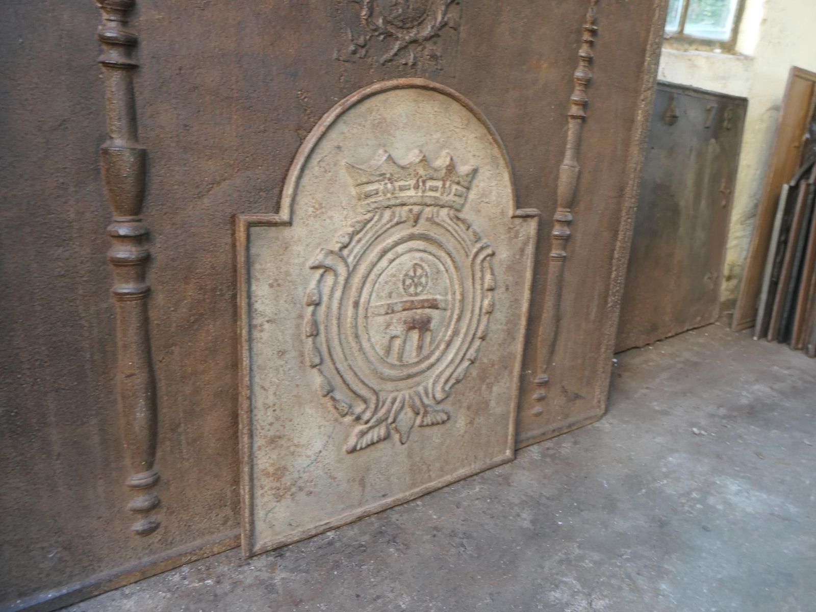 Home Fixtures French Louis XIV Style 'Coat Of Arms' Fireback / Backsplash, 20th Century photo