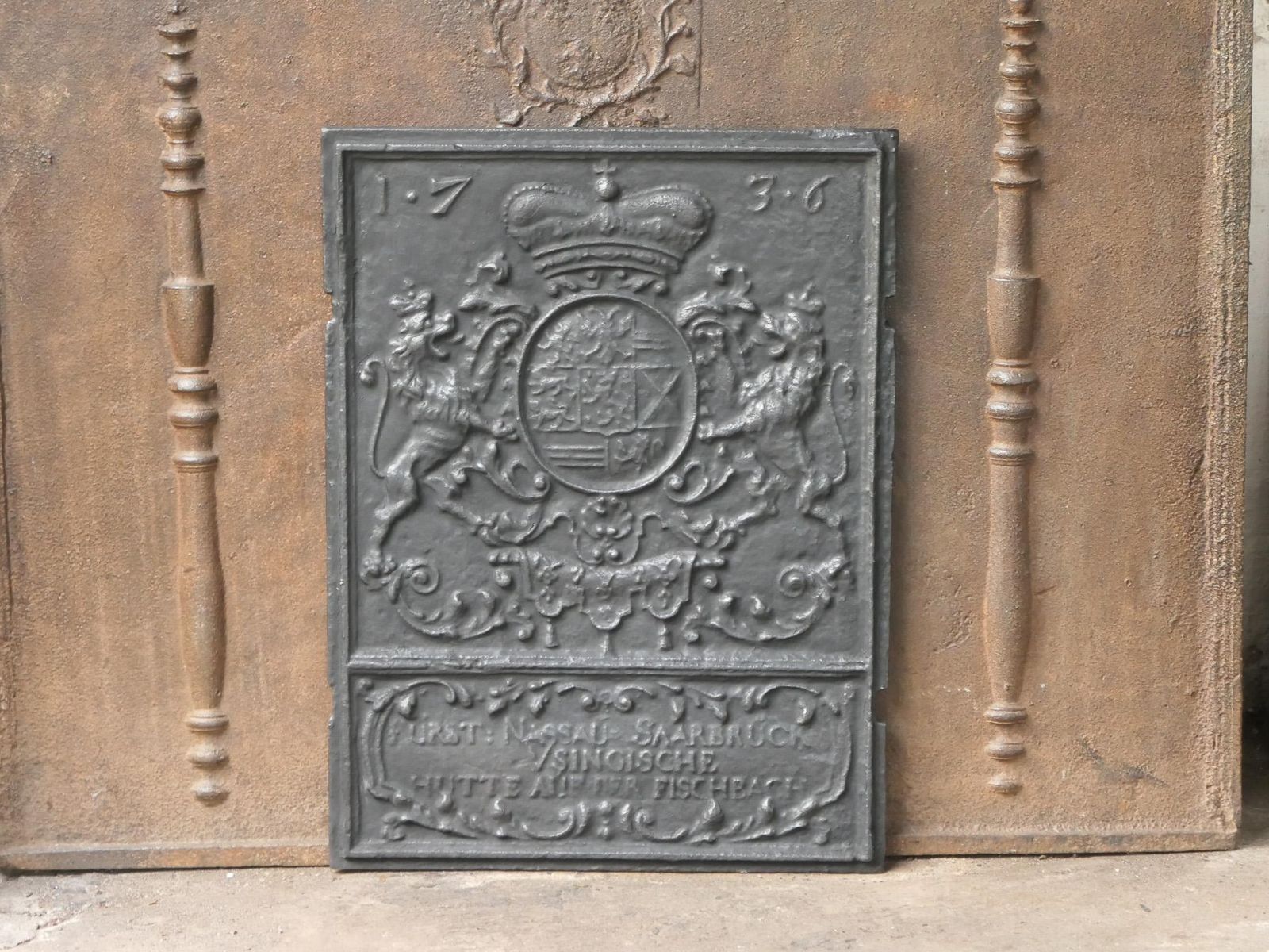 German Louis XV Period 'Coat Of Arms' Fireback / Backsplash, 18th Century photo 491.0