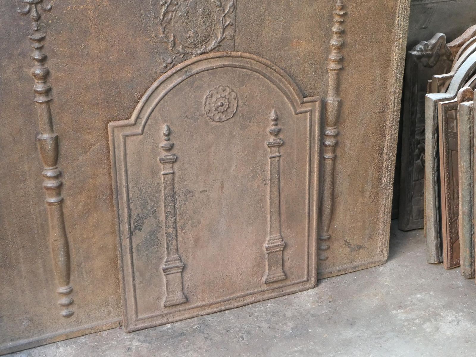 Antique French 'Pillars Of Freedom' Fireback / Backsplash, 18th   19th C. photo vinterior