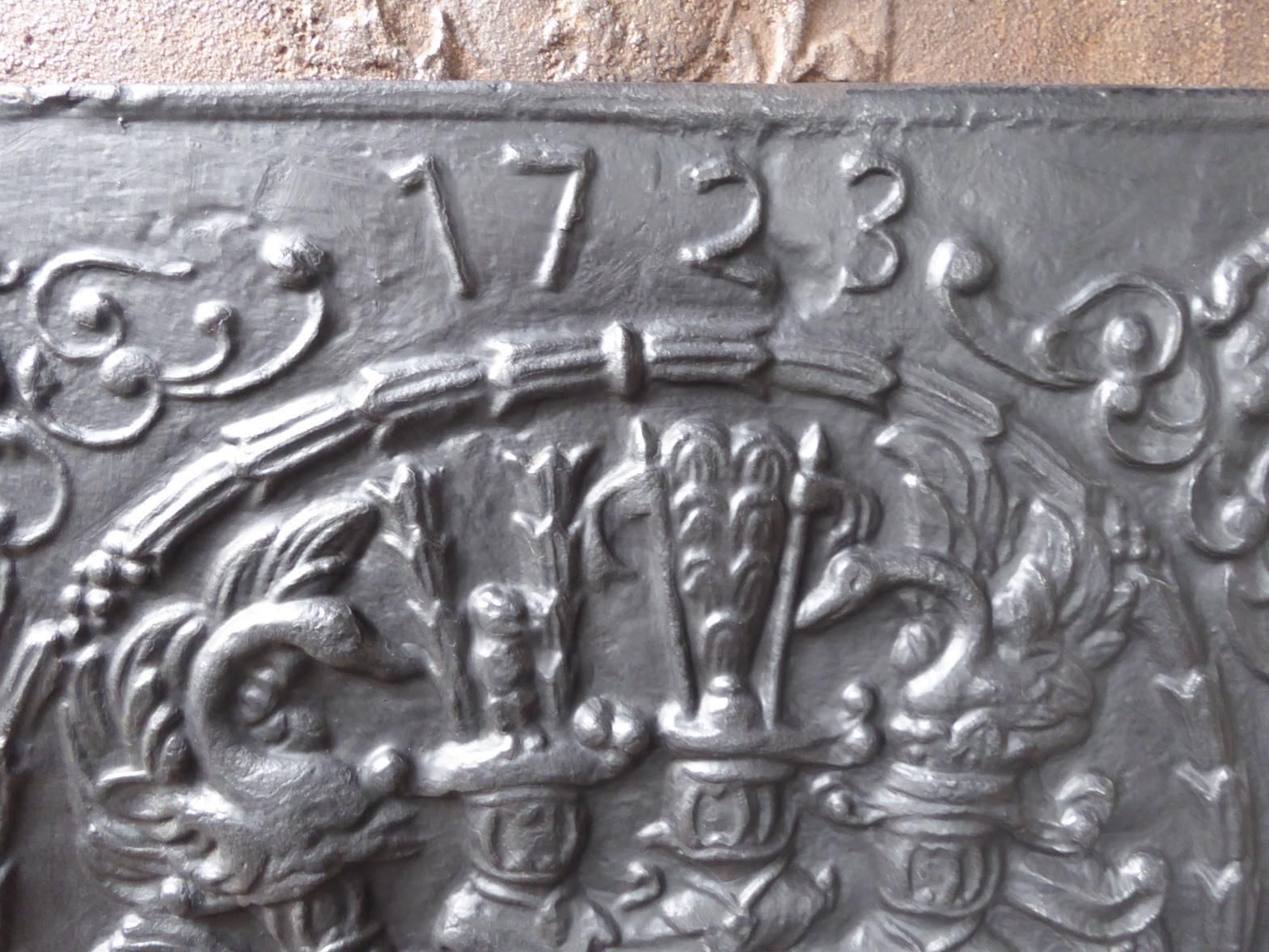 German Louis XV Style 'Coat Of Arms' Fireback / Backsplash photo 576.0