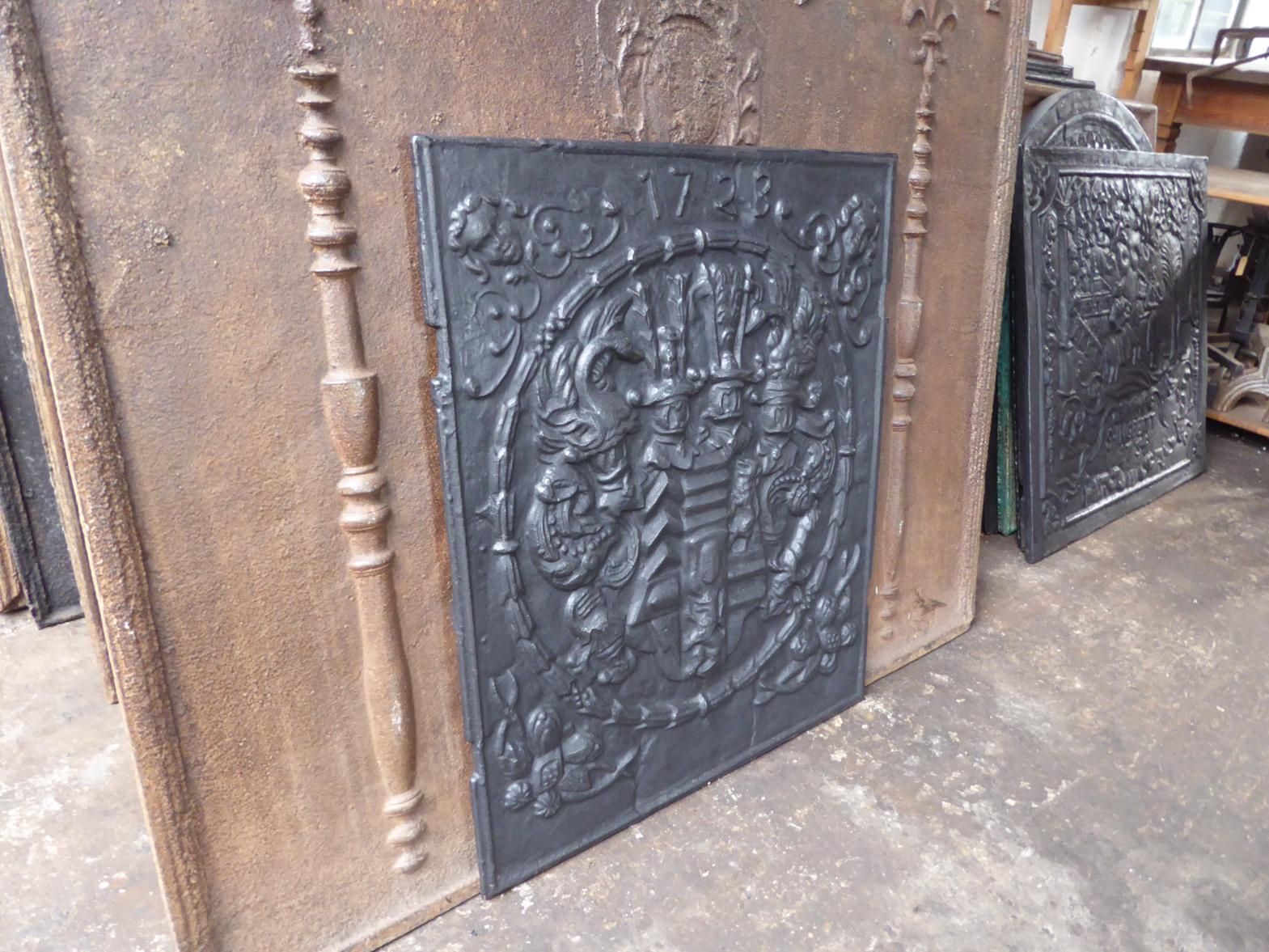 German Louis XV Style 'Coat Of Arms' Fireback / Backsplash photo vintage