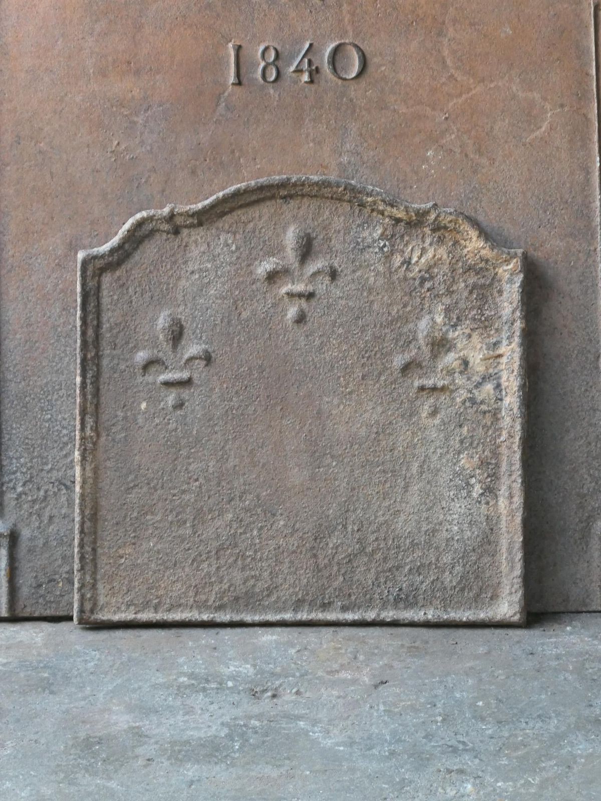 Antique French Louis XIV 'Fleur De Lys' Fireback / Backsplash, 17th Century photo furniture