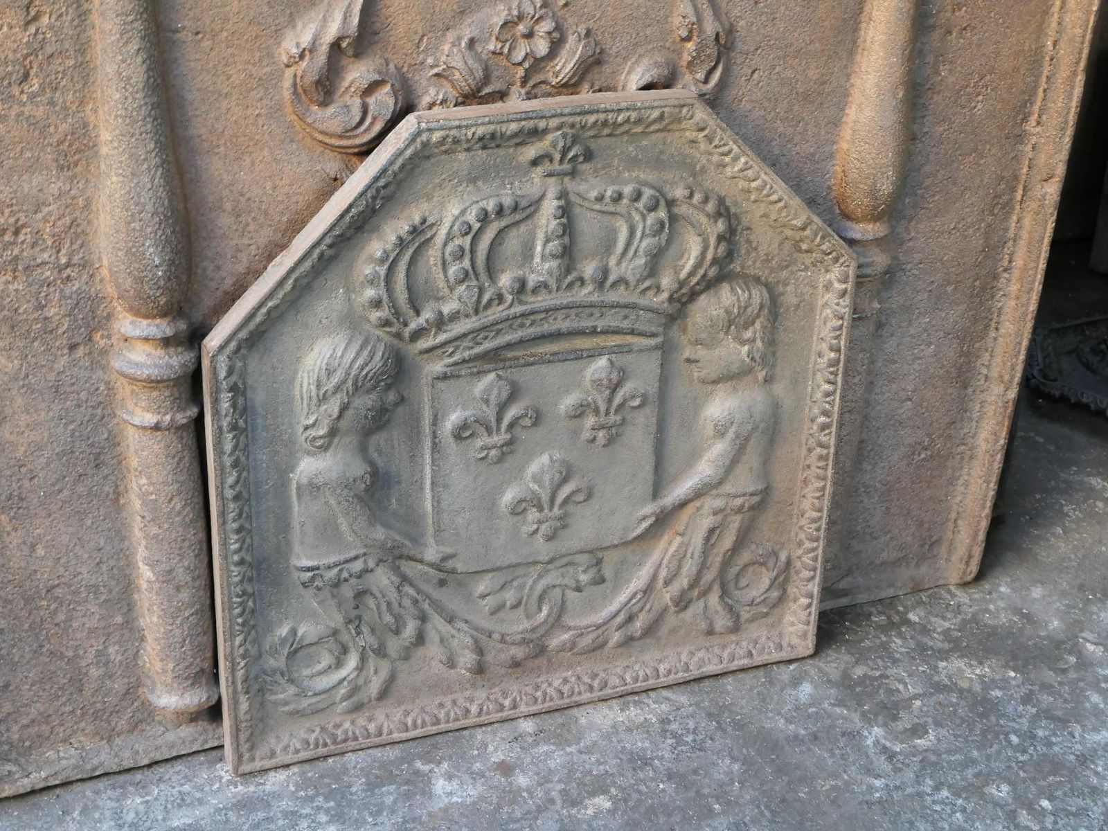 French Renaissance Style 'Arms Of France' Fireback / Backsplash photo Home Fixtures