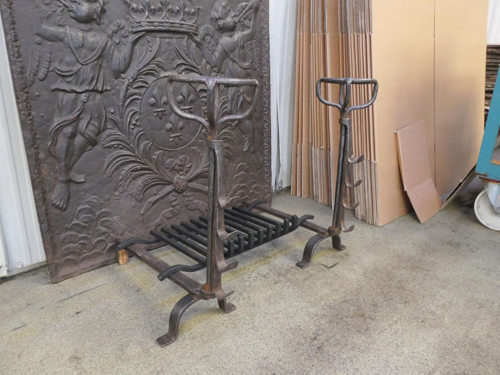 746.0 French Louis XV Period Fireplace Grate Or Fire Basket, 18th Century photo