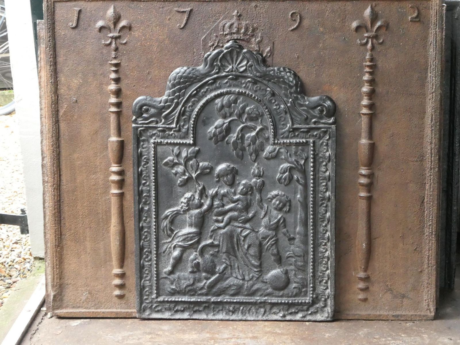 17th Century French Louis XIV 'Caritas' Fireback / Backsplash photo 746.0