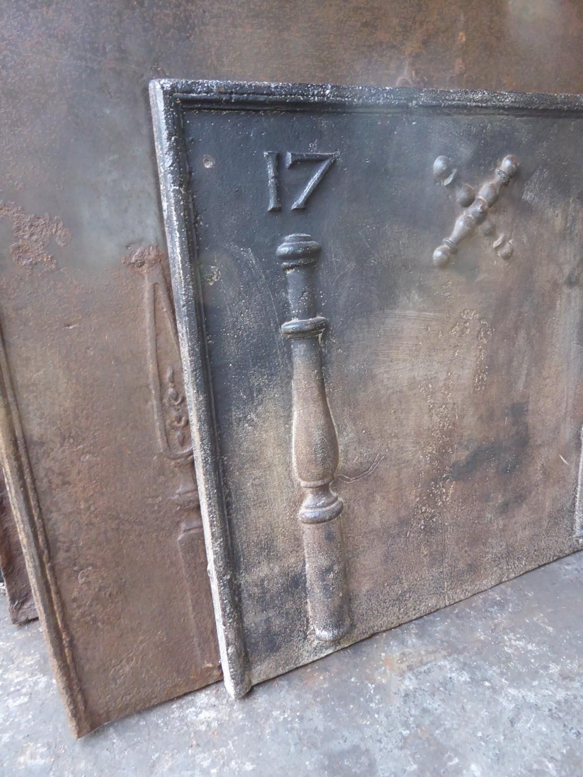18th Century French 'Pillars With Saint Andrew's Cross' Fireback / Backsplash photo 917.0