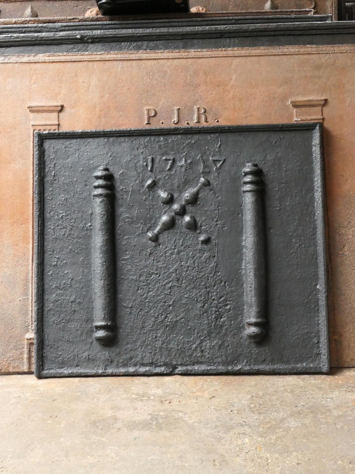 Antique Louis XIV 'Pillars With Saint Andrew's Cross' Fireback / Backsplash photo Home Fixtures