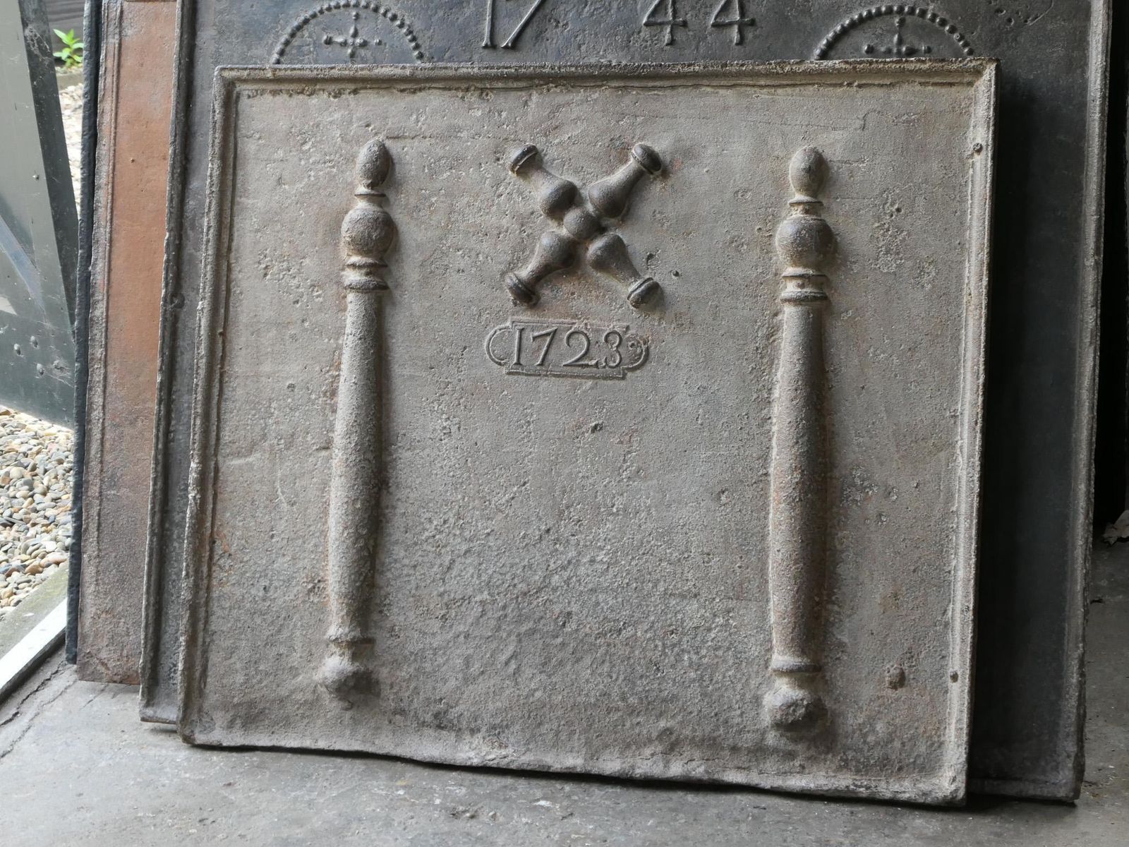 photo for sale Antique Louis XIV 'Pillars With Saint Andrew's Cross' Fireback / Backsplash