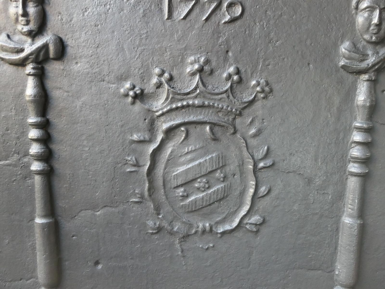 Home Fixtures 18th Century French Louis XV 'Coat Of Arms' Fireback / Backsplash, Dated 1779 photo