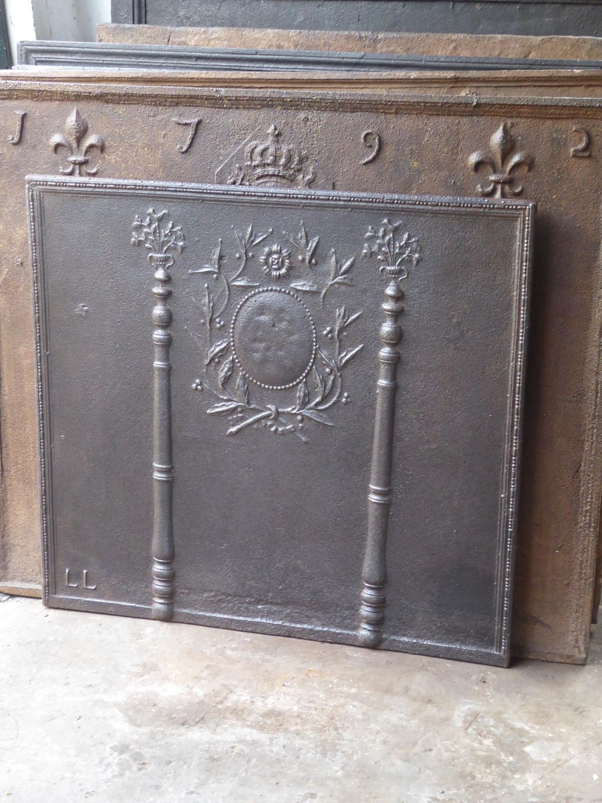 Antique French Neoclassical 'Pillars Of Freedom' Fireback / Backsplash photo for sale