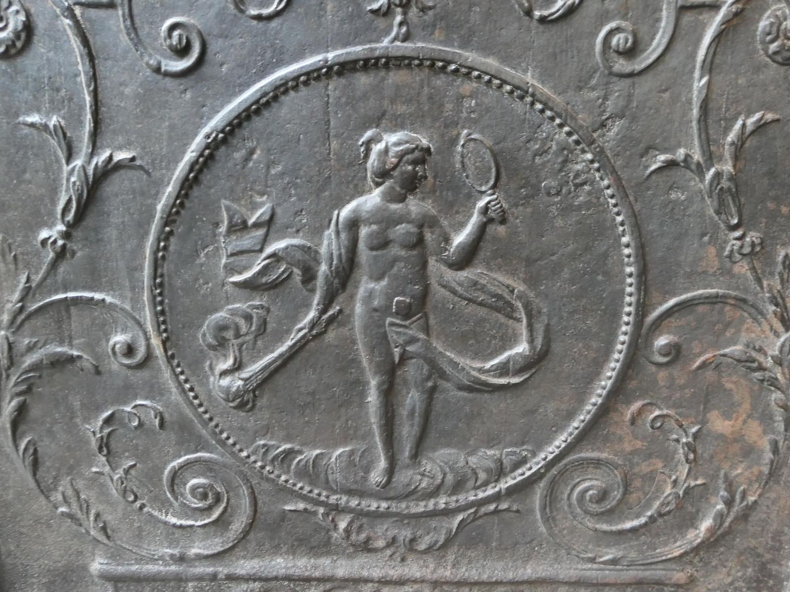 photo furniture Antique French Fireback / Backsplash With The Goddess Venus, 18th Century