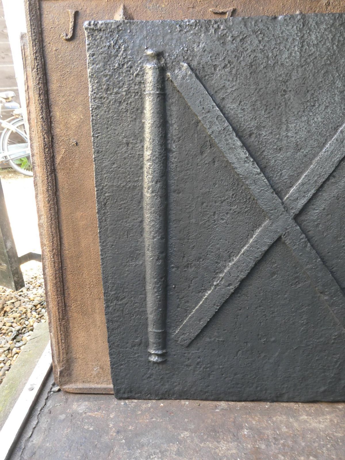 photo for sale 18th C. Louis XIV 'Pillars With Saint Andrew's Cross' Fireback / Backsplash