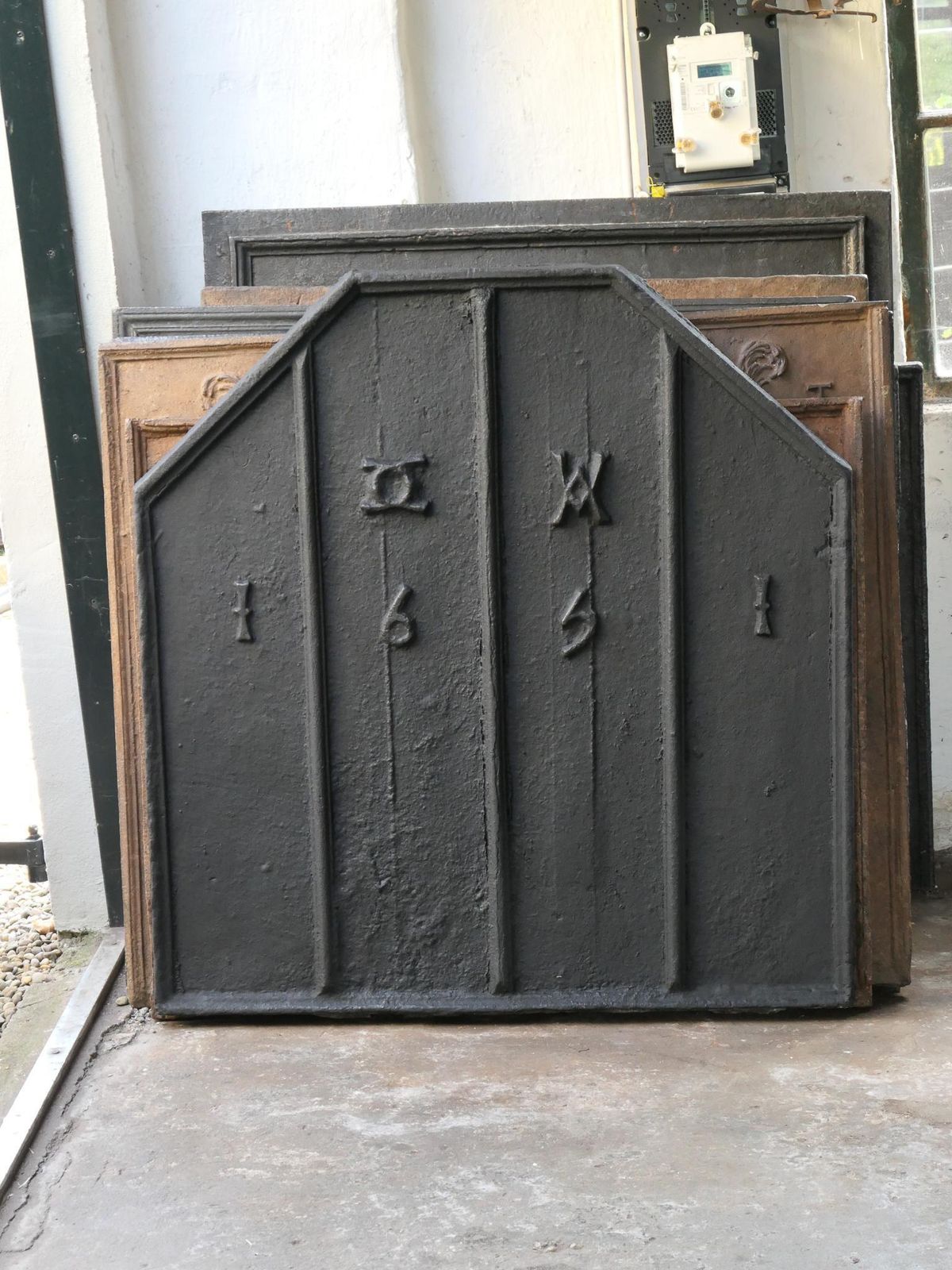 French Louis XIII Style 'Coat Of Arms' Fireback / Backsplash photo furniture