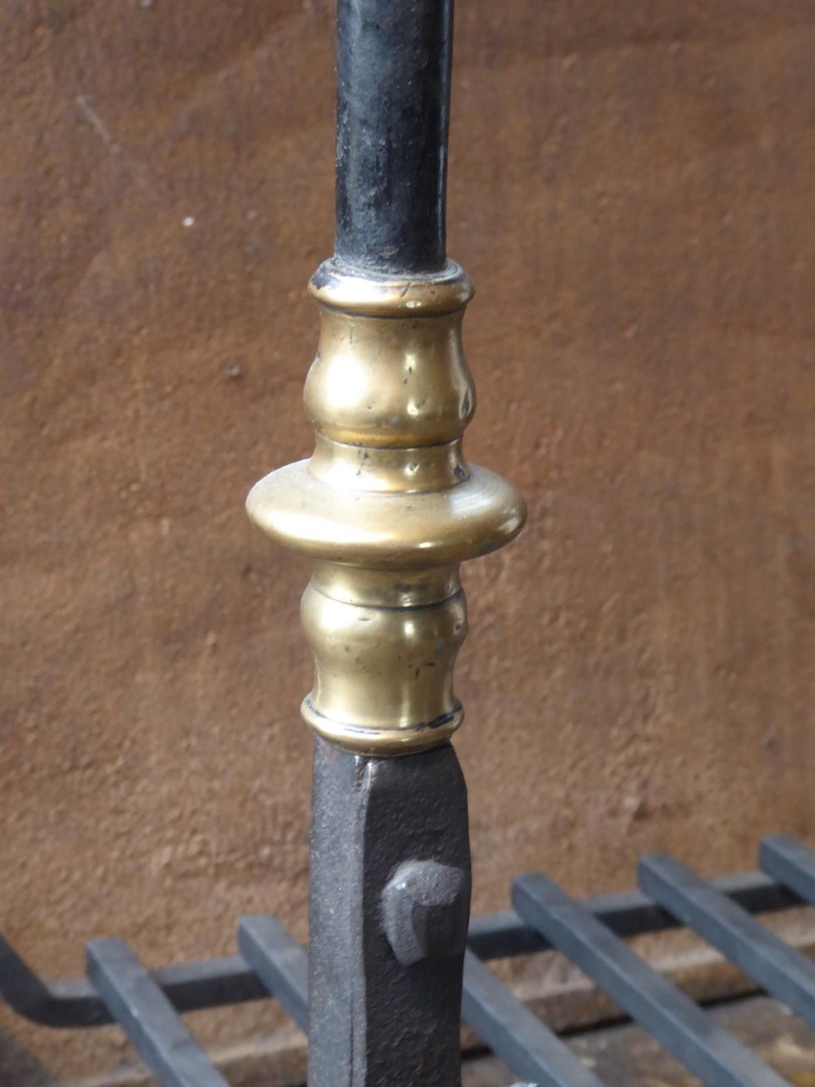 photo vintage Large French Renaissance Period Fireplace Grate Or Fire Basket, 16th   17th C.
