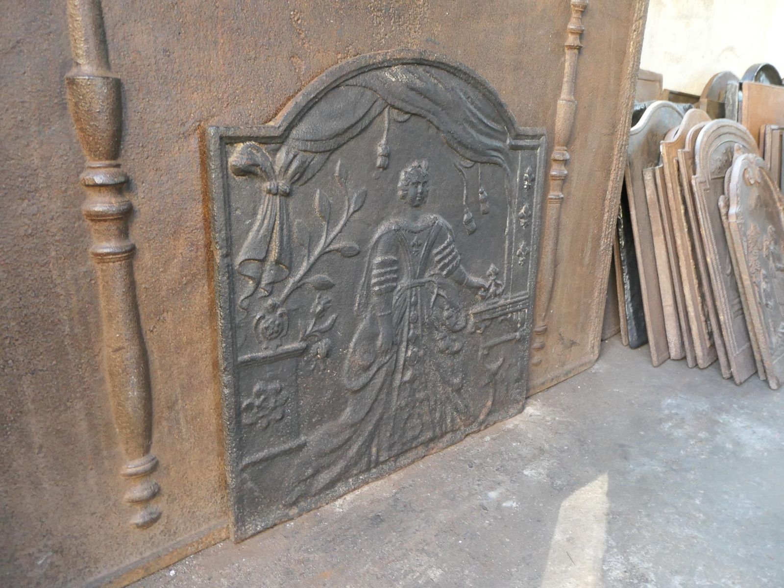 photo buy 19th Century French 'Marie Leszczyńska' Fireback