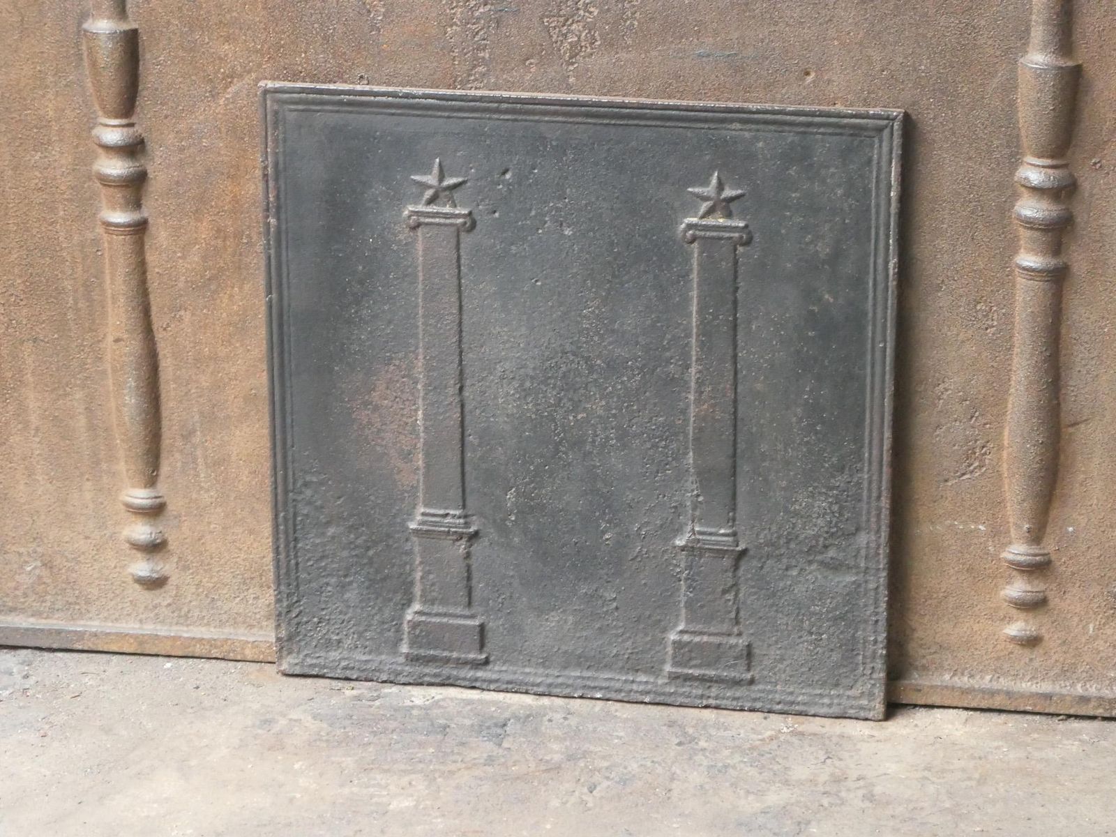 Antique French 'Pillars Of Freedom' Fireback / Backsplash, 18th   19th C. photo vinterior