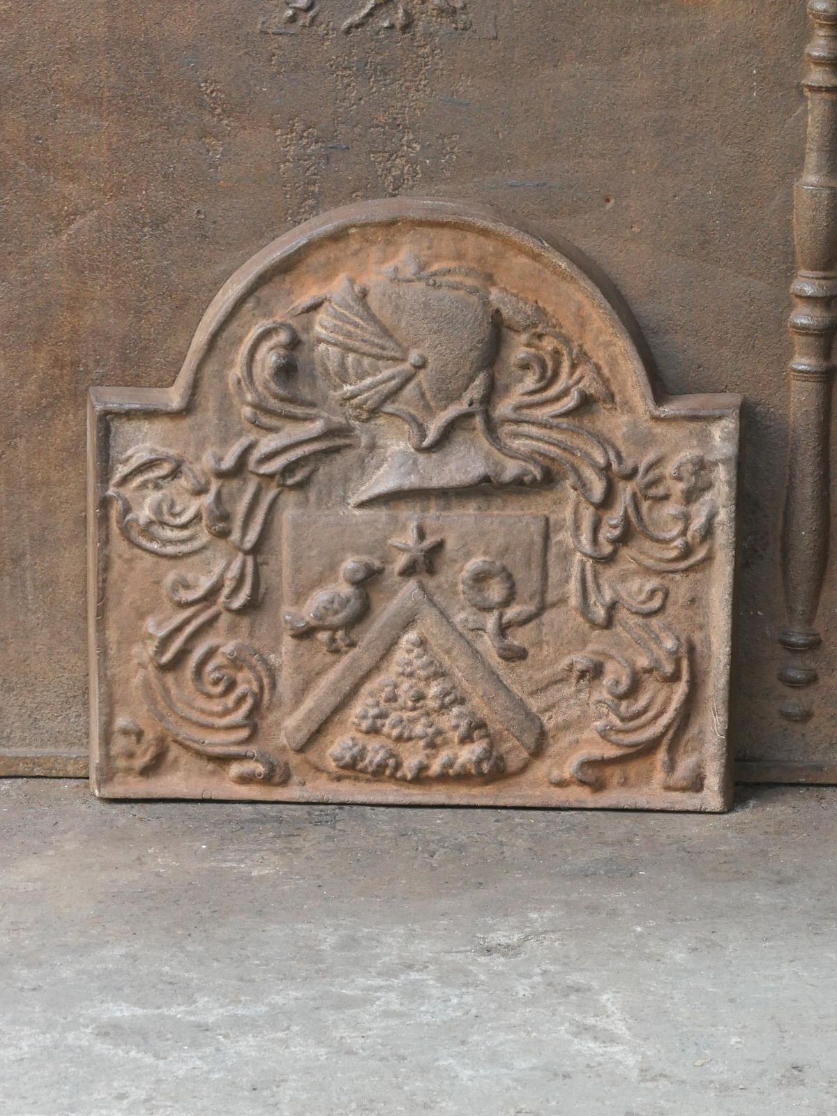 French Louis XIV Style 'Coat Of Arms' Fireback / Backsplash, 20th Century photo for sale
