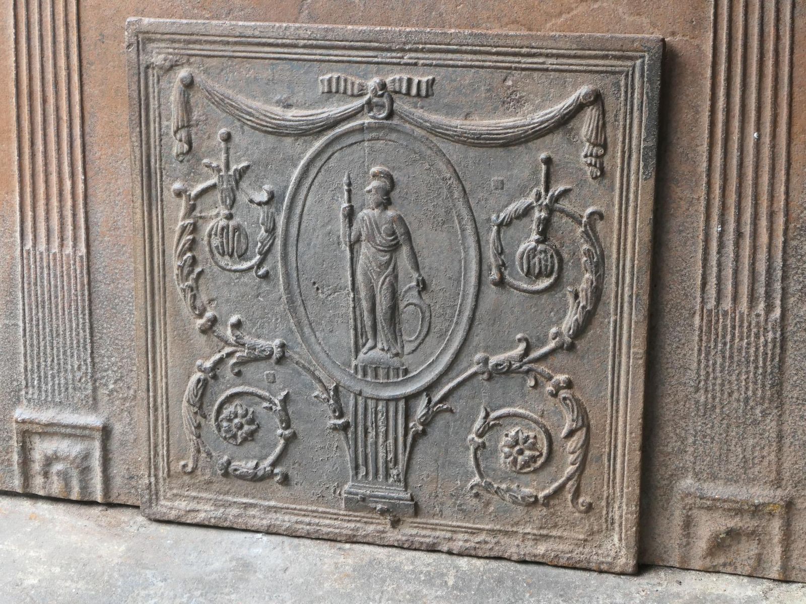 Antique French Neoclassical 'Minerva' Fireback / Backsplash, 18th 19th Century photo vinterior