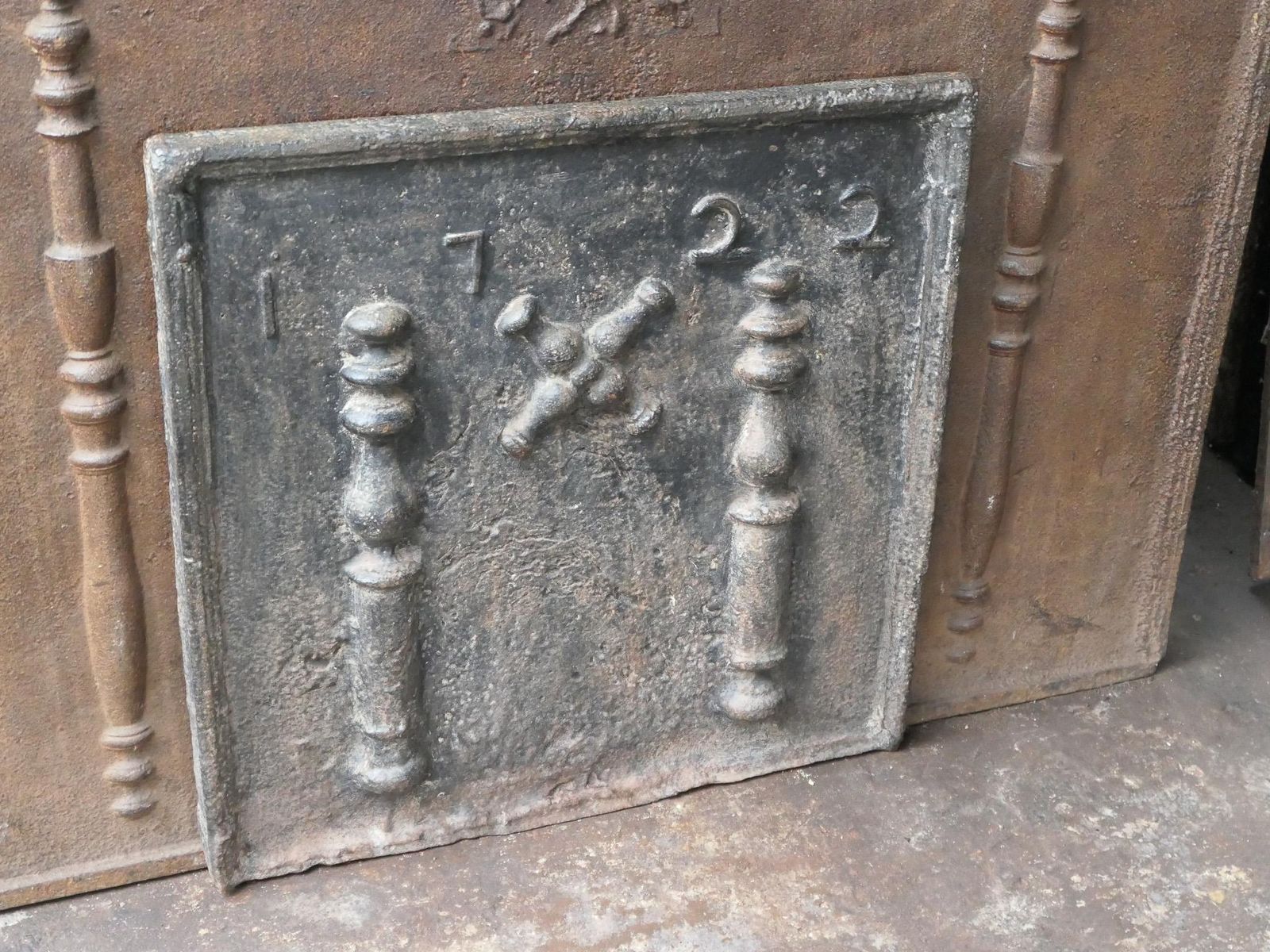 18th C. Louis XIV 'Pillars With Saint Andrew's Cross' Fireback / Backsplash photo vinterior