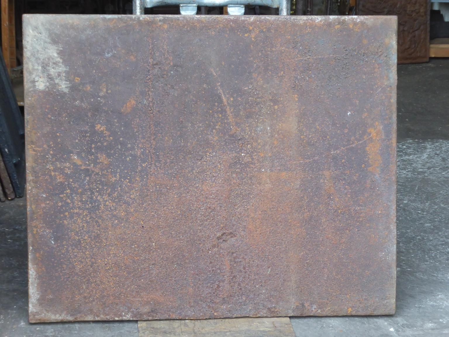 photo furniture Large French Fireback  / Backsplash With Pillars And Ihs Monogram, Dated 1780