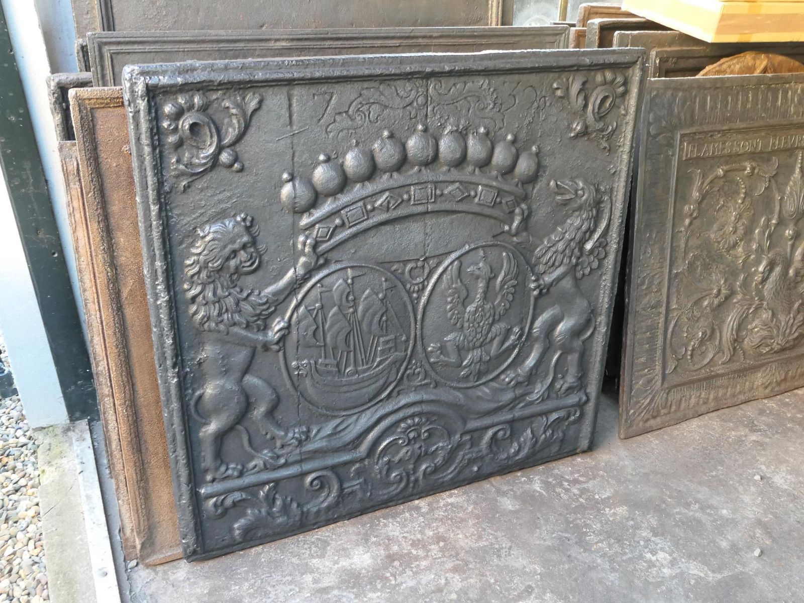 Large 18th Century French Louis XIV 'Coat Of Arms' Fireback / Backsplash photo buy