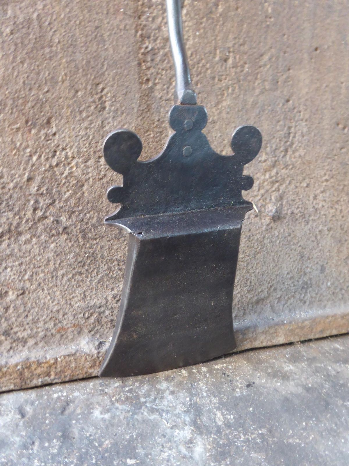 18th Century French Fireplace Shovel Or Fire Shovel photo vinterior