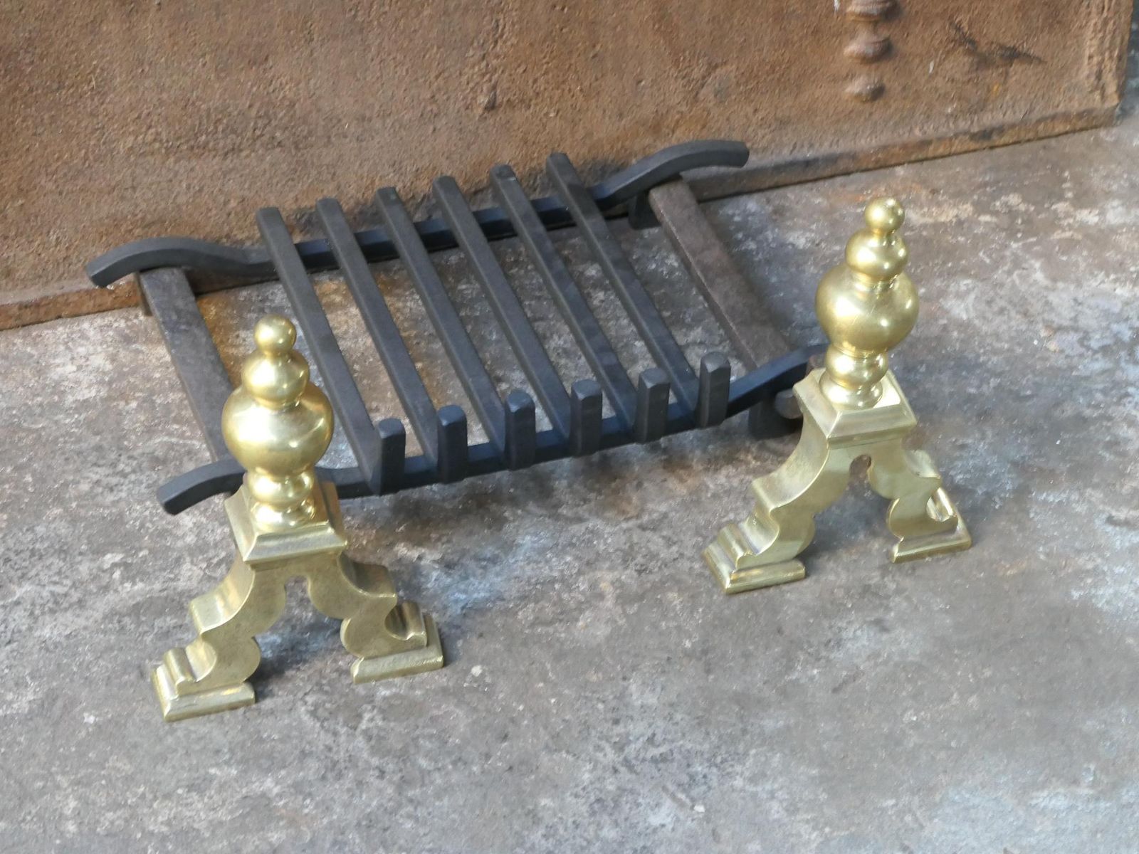 19th 20th Century English Victorian Fireplace Grate Or Fire Basket photo Home Fixtures