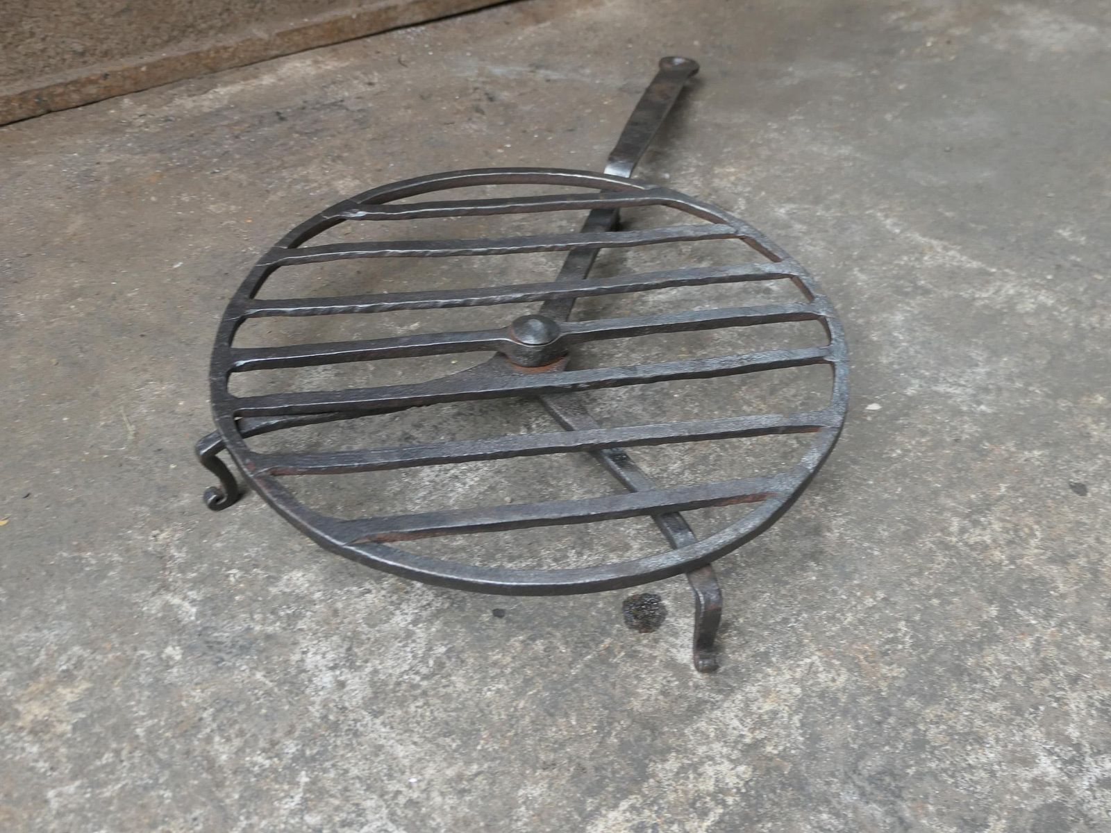 Hand Forged 17th Century French Louis XIV Period Rotating Gridiron photo 320.0