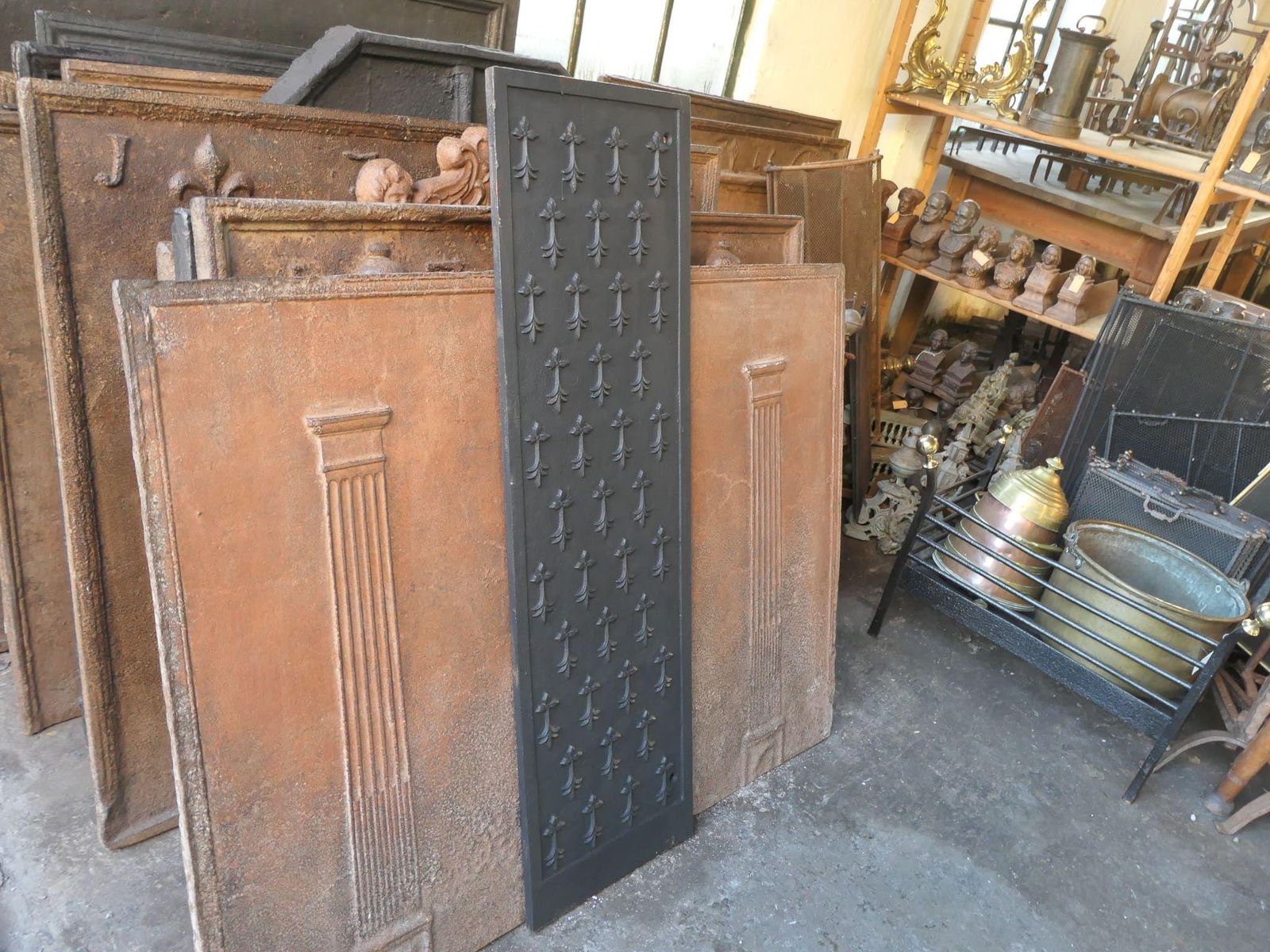 photo furniture Louis XV Style Fireback / Backsplash, 20th Century