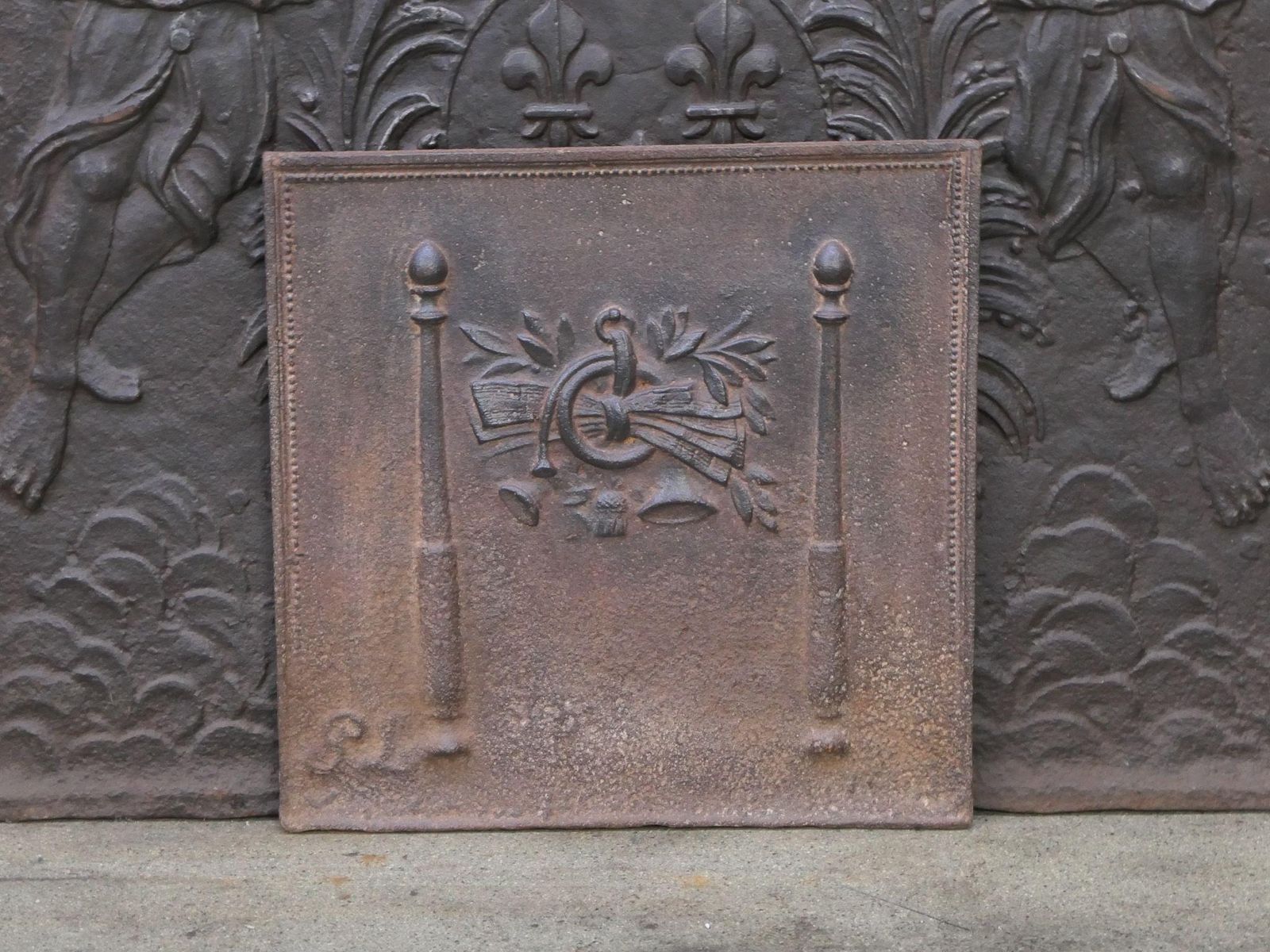 French Neoclassical Period Fireback / Backsplash, 18th   19th C. photo Home Fixtures