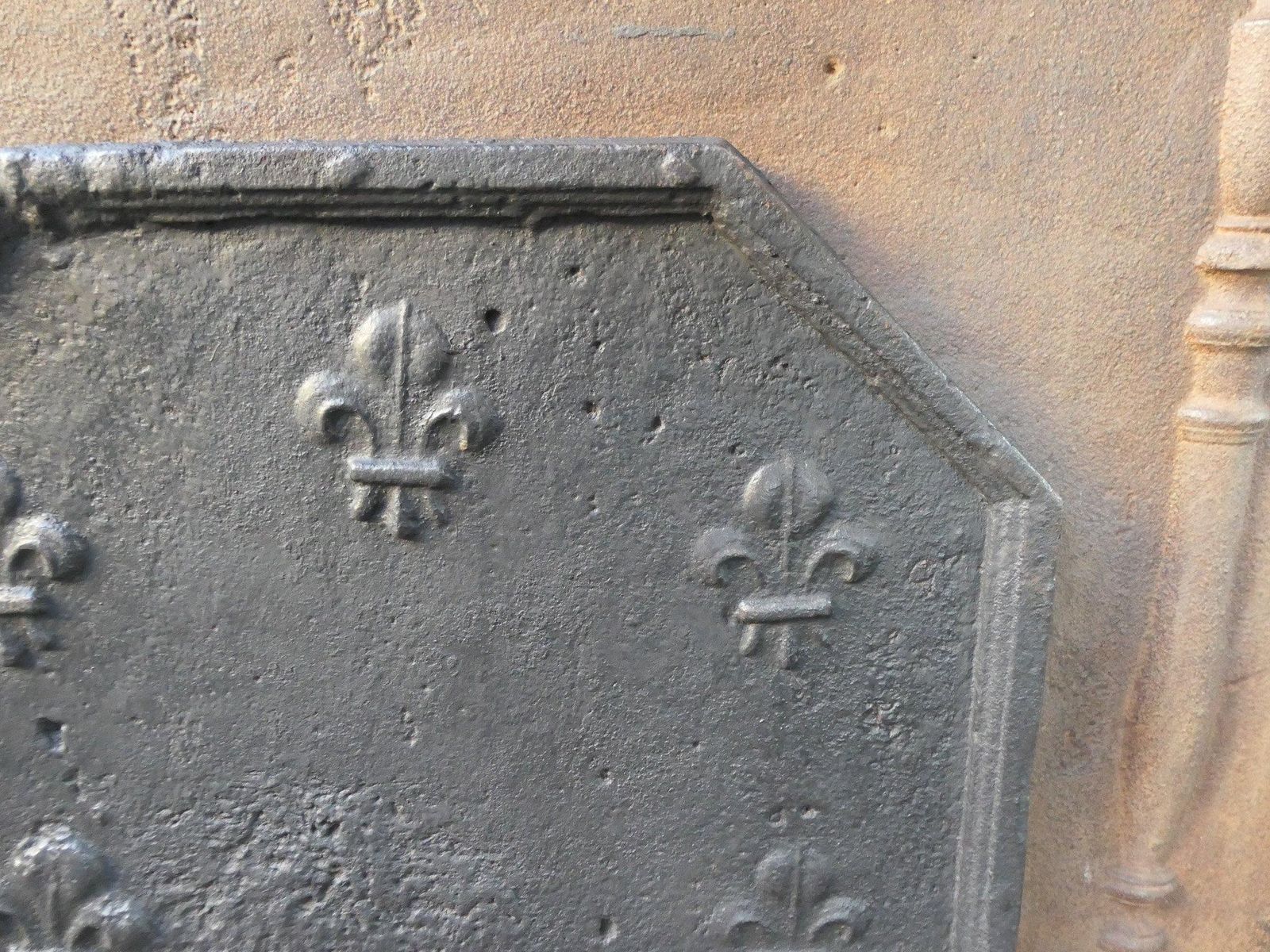 Early 18th Century French Louis XIV Fireback / Backsplash With Fleurs De Lys photo buy