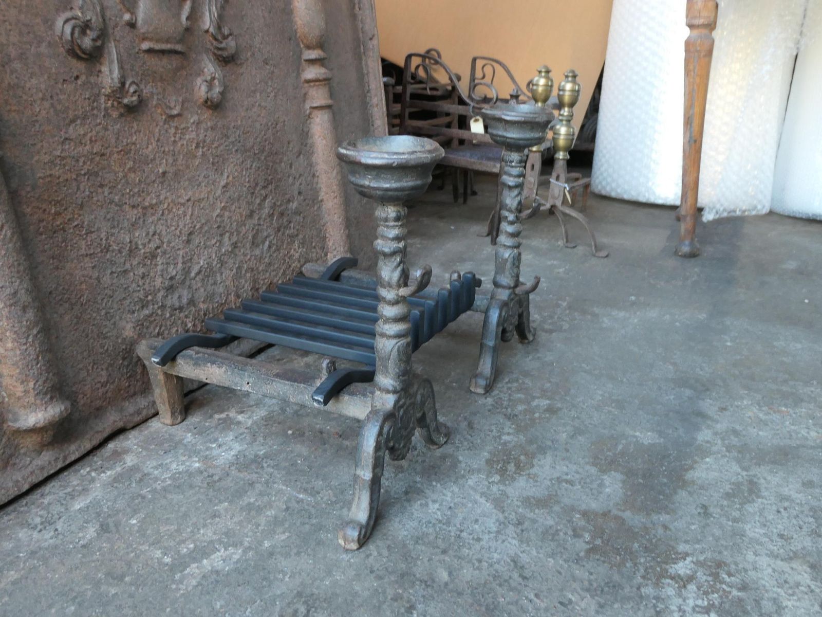 photo vintage Antique French Napoleon III Fire Grate, Fireplace Grate