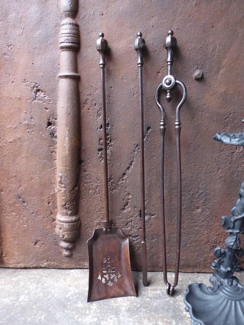 Victorian Fireplace Tool Set Or Fire Tools, 19th Century photo vinterior