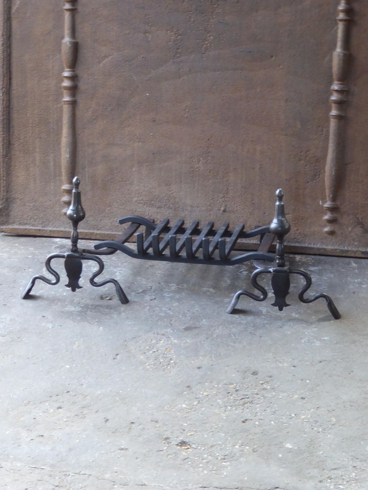 Antique French Louis XV Fire Grate, Fireplace Grate, 18th Century photo 661.0