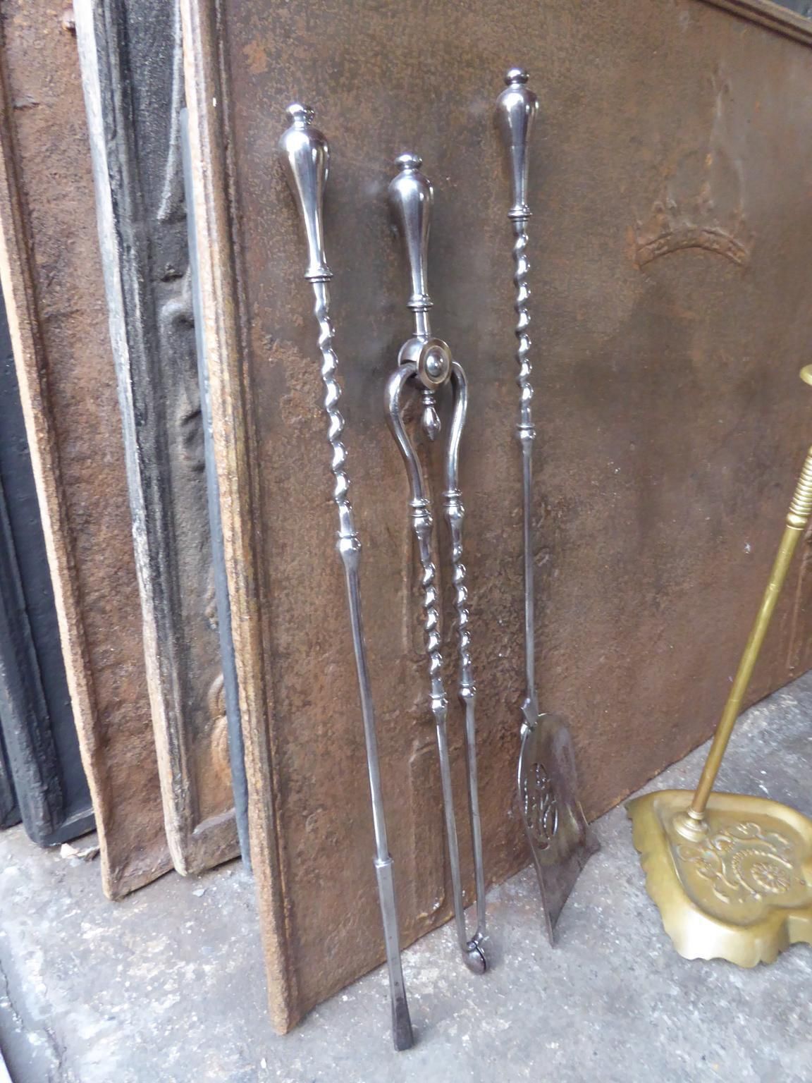 photo vinterior Georgian Fire Irons Or Fireplace Tool Set, 18th 19th Century