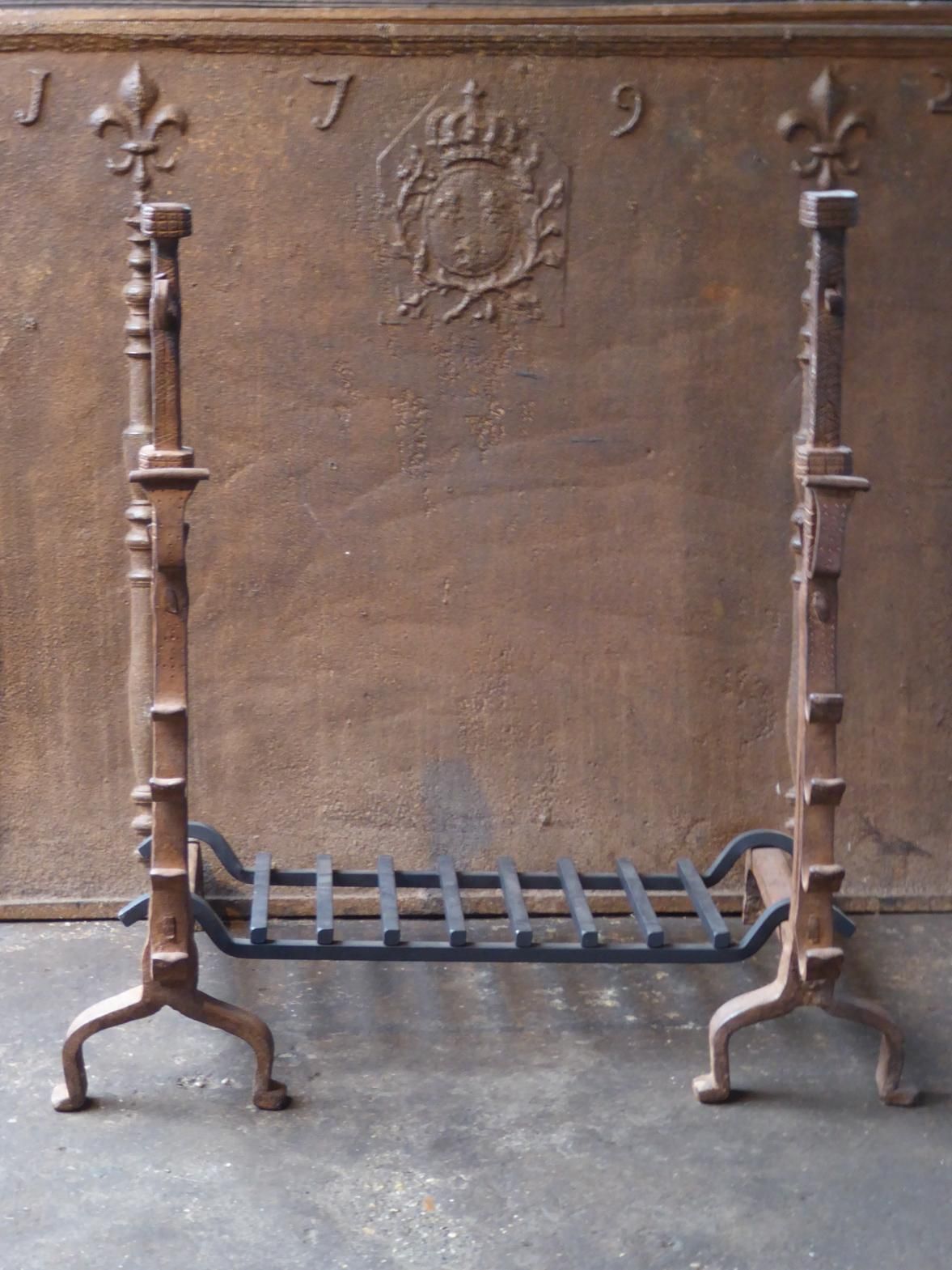 photo vinterior Large French Louis XIII Period Fireplace Grate Or Fire Basket, 17th Century