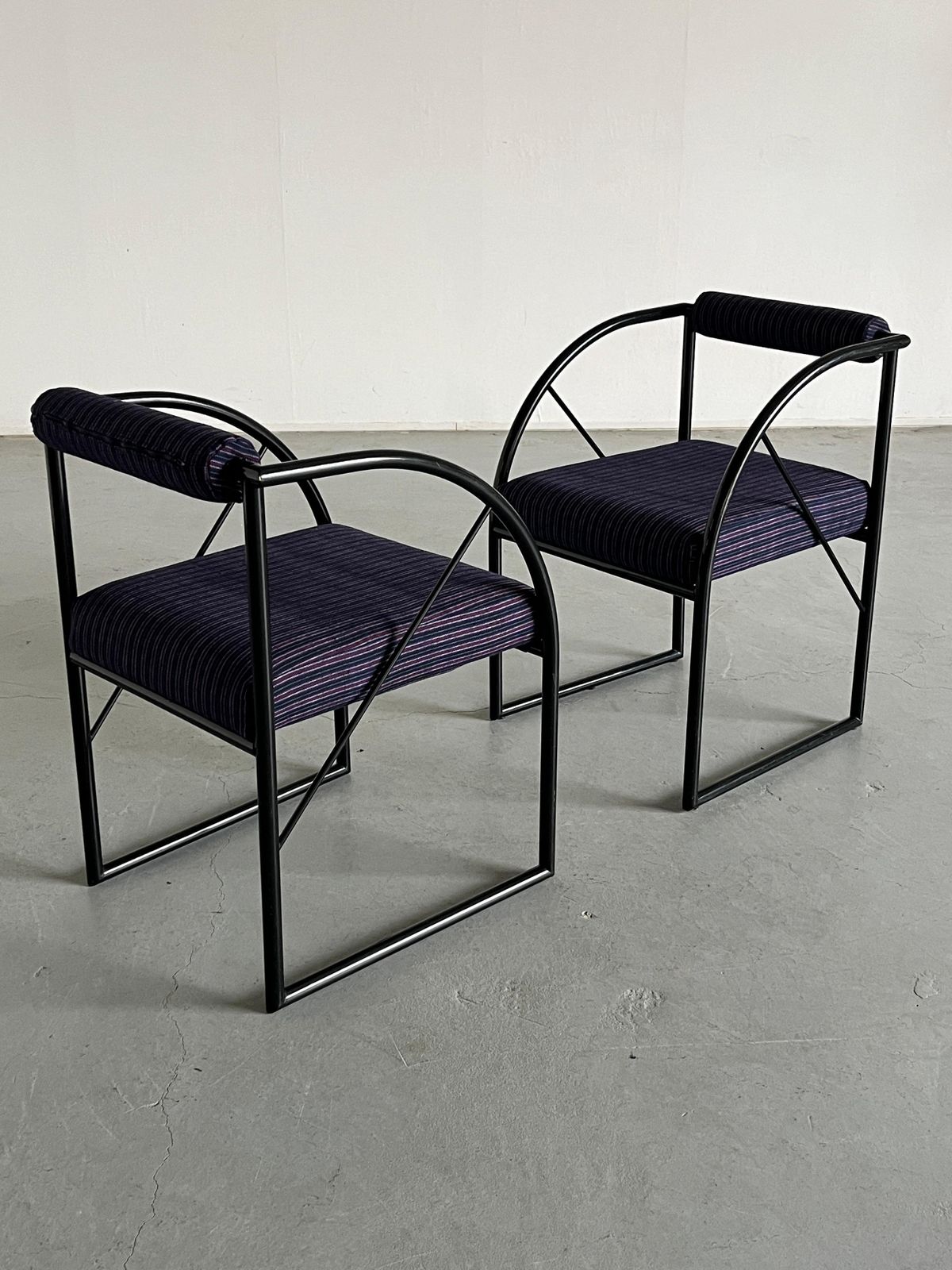 1 Of 2 Postmodern Armchairs, Multicolour Memphis Stripe Upholstery, 1980s Italy photo 264.0