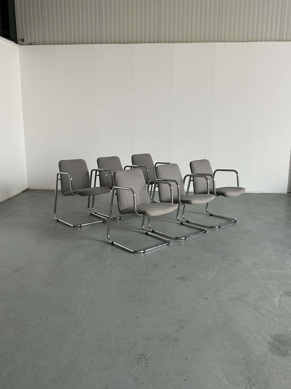 1 Of 6 Italian Space Age Chromed Tubular Steel Cantilever Lounge Armchairs, 70s photo Furniture