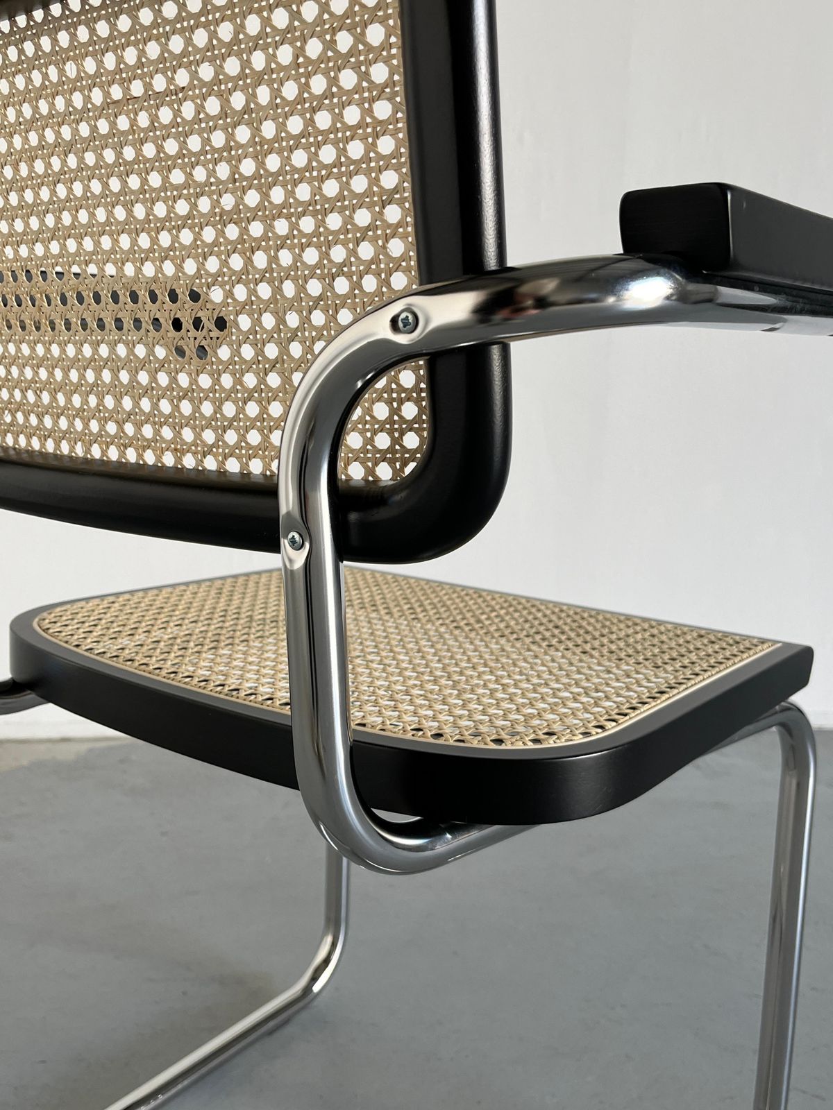 photo furniture 1 Of 8 Vintage Cesca Mid Century Cantilever Chair, Marcel Breuer B64, Early 00s