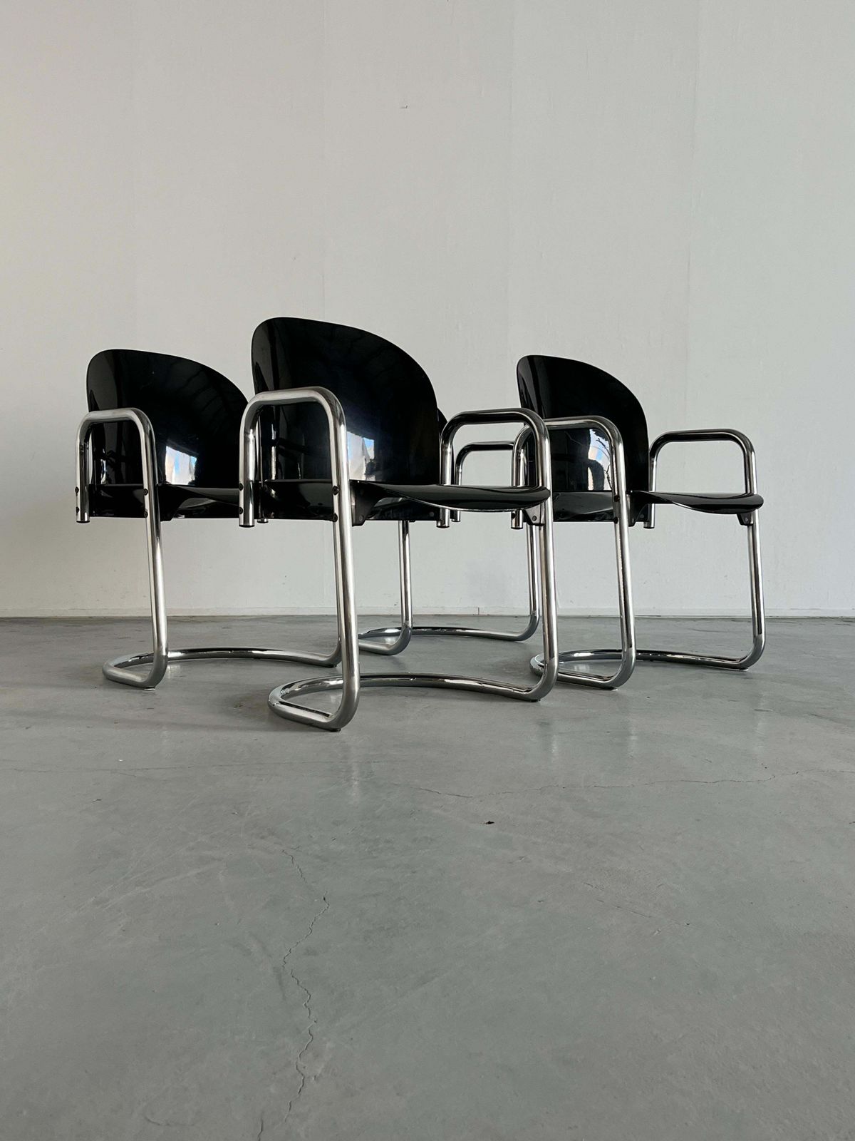 Set Of 4 Vintage 'Dialogo' Chairs By Afra And Tobia Scarpa For B&B Italia, 1970s photo for sale